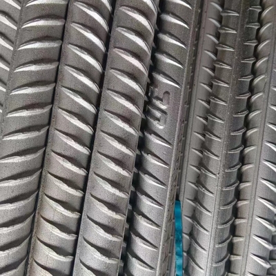SUS304 DIN1.4301 स्टेनलेस स्टील थ्रेडेड रॉड रिब्ड बार व्यास 16mm लंबाई 6000mm