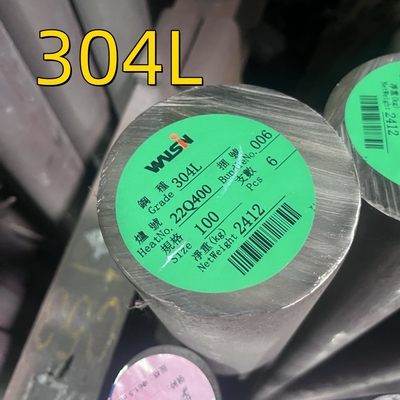 चमकदार काले रंग की सतह 304L स्टेनलेस स्टील गोल बार / एसएस 304 रॉड के साथ अनुकूलित लंबाई 6M