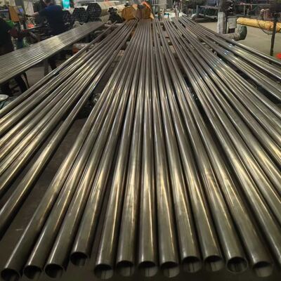 ASTM A269 TP304 AISI304 स्टेनलेस स्टील वेल्डेड पाइप का उपयोग रेलिंग रेलिंग सीढ़ी की चमकदार सतह के लिए किया जाता है