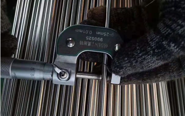 34CrNiMo6+QT मिश्र धातु संरचना स्टील बार रॉड एनील्ड ओडी 55mm 6M लंबाई 8